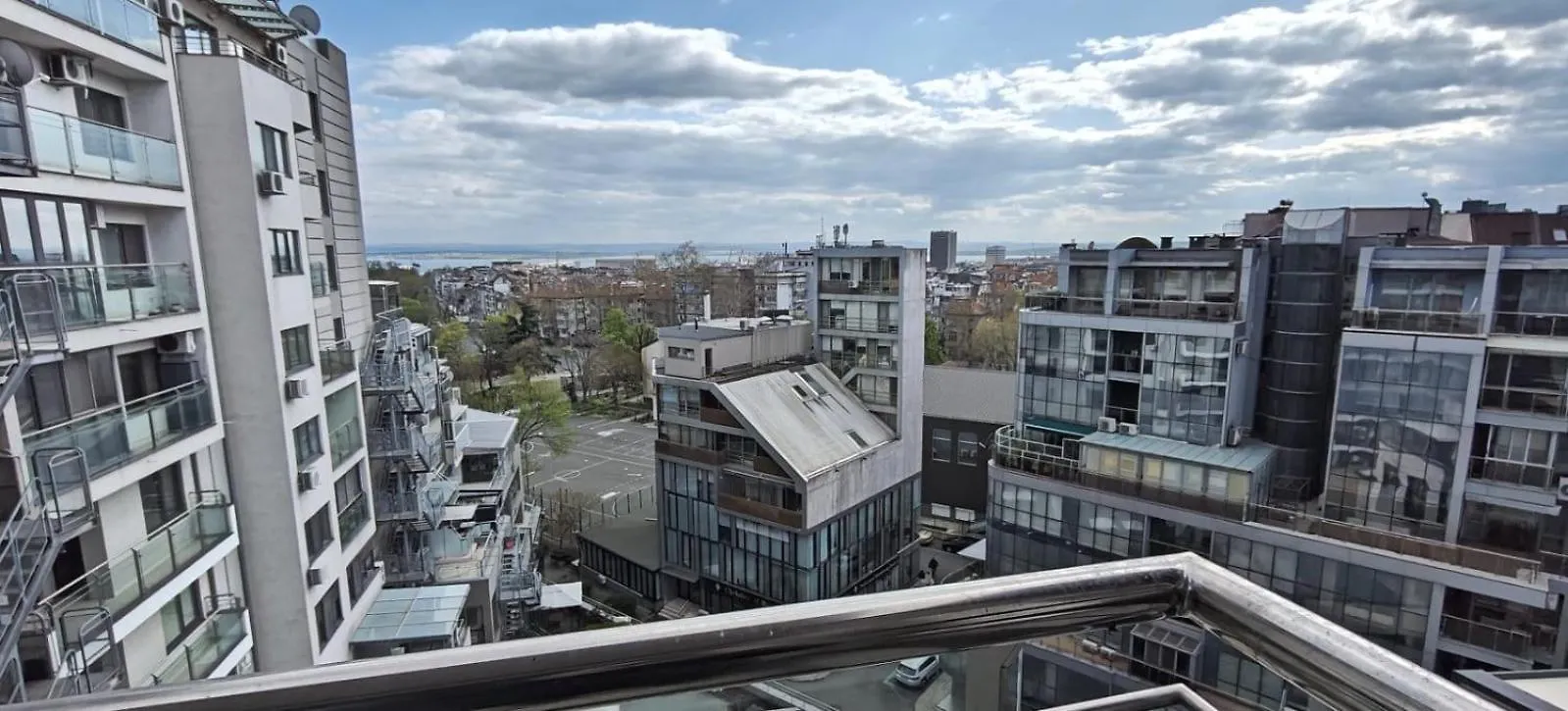 Luxury Sea Sunset Deluxe Apartment Burgas